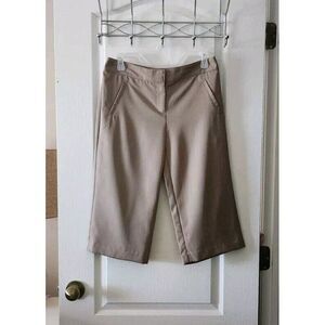 IZOD Golf Women's‎ Capri Pants Mid-Rise Pockets Khaki UPF50 Size 4